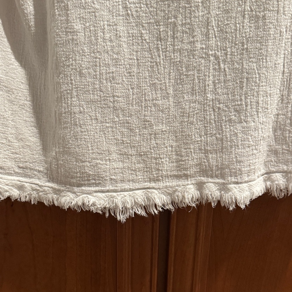 Elegant Cream V-Neck Women's Blouse - Picture 2 of 7